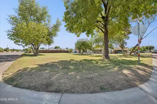 2107 W Minnezona Ave, Phoenix, AZ 85015 - Photo 39