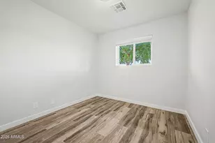 827 W Romo Jones St, Tempe, AZ 85281 - Photo 21