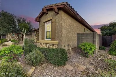 4641 E Walter Way, Phoenix, AZ 85050 - Photo 3