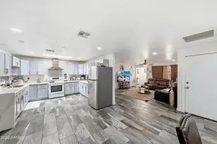 8117 W Elm St, Phoenix, AZ 85033 - Photo 3