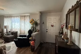 17764 W Summers Ln, Casa Grande, AZ 85193 - Photo 11