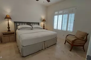 8607 E Tuckey Ln, Scottsdale, AZ 85250 - Photo 19