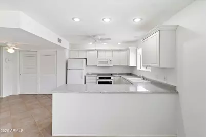 2318 W Dahlia Drive, Phoenix, AZ 85029 - Photo 5