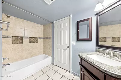 6325 W Hearn Road, Glendale, AZ 85306 - Photo 17