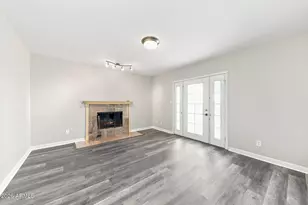6325 W Hearn Rd, Glendale, AZ 85306 - Photo 9