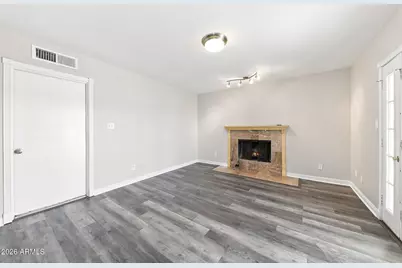 6325 W Hearn Road, Glendale, AZ 85306 - Photo 11