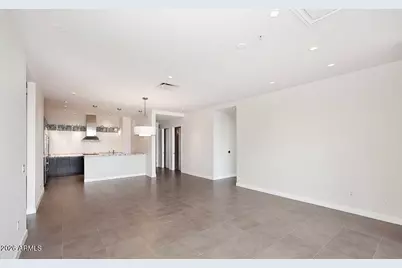 15215 N Kierland Boulevard #636, Scottsdale, AZ 85254 - Photo 5