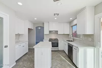 5335 W Kerry Lane, Glendale, AZ 85308 - Photo 15