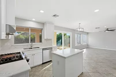 5335 W Kerry Lane, Glendale, AZ 85308 - Photo 13