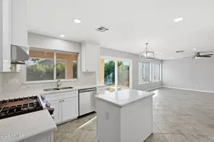 5335 W Kerry Ln, Glendale, AZ 85308 - Photo 13