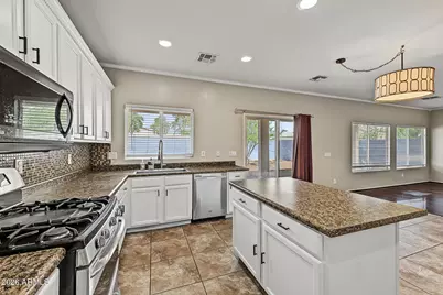 11634 W Jefferson Street, Avondale, AZ 85323 - Photo 17