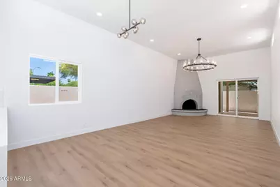 3401 N 37th Street #9, Phoenix, AZ 85018 - Photo 15