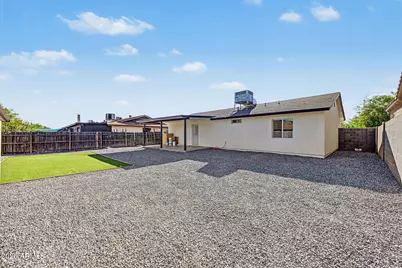 1011 N 61st Drive, Phoenix, AZ 85043 - Photo 25