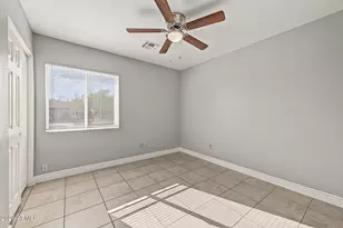 1011 N 61st Dr, Phoenix, AZ 85043 - Photo 17