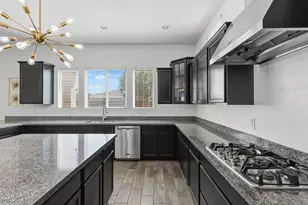 18387 W Paradise Ln, Surprise, AZ 85388 - Photo 9