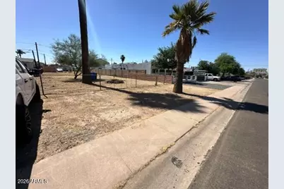 914 S Montezuma Avenue #17,18, Phoenix, AZ 85003 - Photo 3