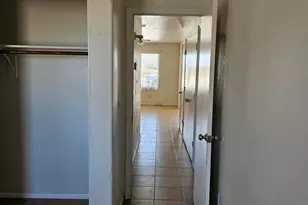 8190 W Serena Dr, Arizona City, AZ 85123 - Photo 17