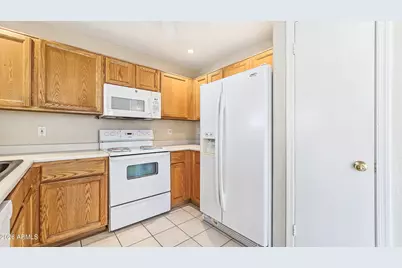 10454 W Pasadena Avenue, Glendale, AZ 85307 - Photo 7