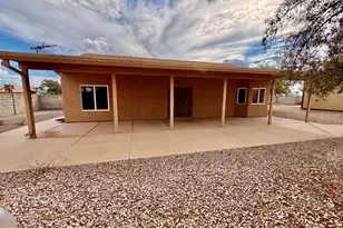 9490 W Wenden Dr, Arizona City, AZ 85123 - Photo 21