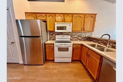 9490 W Wenden Drive, Arizona City, AZ 85123 - Photo 5