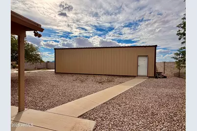 9490 W Wenden Drive, Arizona City, AZ 85123 - Photo 3