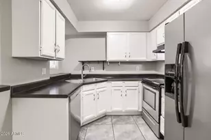 533 W Guadalupe Rd, Mesa, AZ 85210 - Photo 13