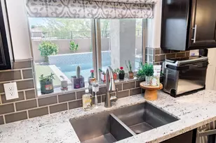 13159 W Lariat Ln, Peoria, AZ 85383 - Photo 23