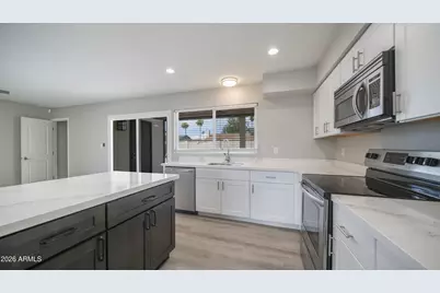 2334 W Portobello Avenue, Mesa, AZ 85202 - Photo 7