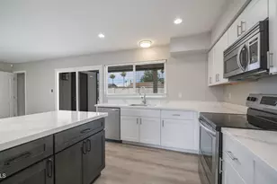 2334 W Portobello Ave, Mesa, AZ 85202 - Photo 7