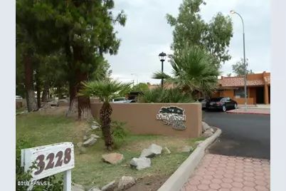 3228 W Glendale Avenue #Apt 122, Phoenix, AZ 85051 - Photo 1