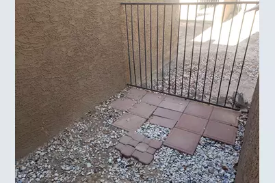 3228 W Glendale Avenue #Apt 122, Phoenix, AZ 85051 - Photo 11