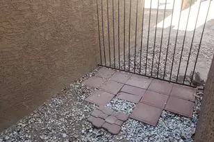 3228 W Glendale Ave, Phoenix, AZ 85051 - Photo 11