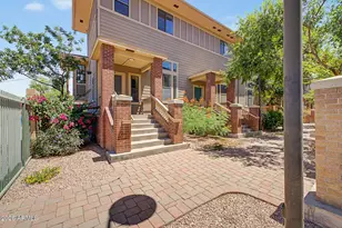 712 S Beck Ave, Tempe, AZ 85281 - Photo 1
