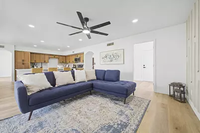 7380 W Piute Avenue, Glendale, AZ 85308 - Photo 5