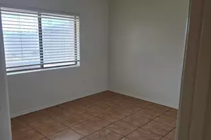9950 W Lynx Dr, Arizona City, AZ 85123 - Photo 5