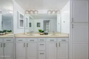 12222 N Paradise Vlg Pkwy S, Phoenix, AZ 85032 - Photo 15