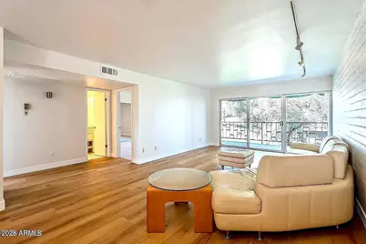 3737 E Turney Avenue #208, Phoenix, AZ 85018 - Photo 13