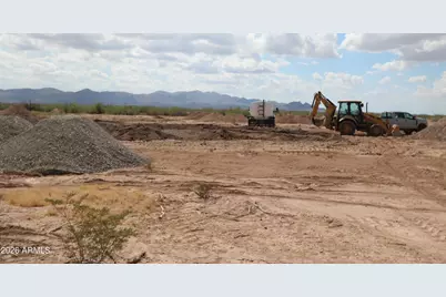 25749 W Oberlin Way, Wittmann, AZ 85361 - Photo 5