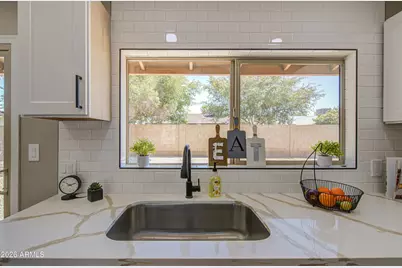4929 W Townley Avenue, Glendale, AZ 85302 - Photo 13