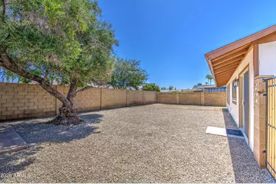 4929 W Townley Avenue, Glendale, AZ 85302 - Photo 35