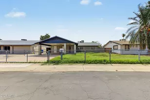 7751 W MacKenzie Dr, Phoenix, AZ 85033 - Photo 37