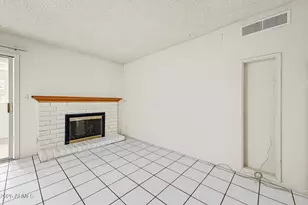 7751 W MacKenzie Dr, Phoenix, AZ 85033 - Photo 11
