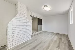 7751 W MacKenzie Dr, Phoenix, AZ 85033 - Photo 19