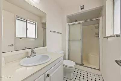7751 W Mackenzie Drive, Phoenix, AZ 85033 - Photo 23