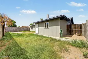 7751 W MacKenzie Dr, Phoenix, AZ 85033 - Photo 35