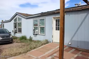 1127 S Cedar Dr, Apache Junction, AZ 85120 - Photo 1