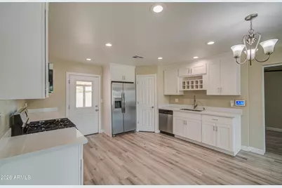 3245 N 43rd Avenue, Phoenix, AZ 85031 - Photo 13