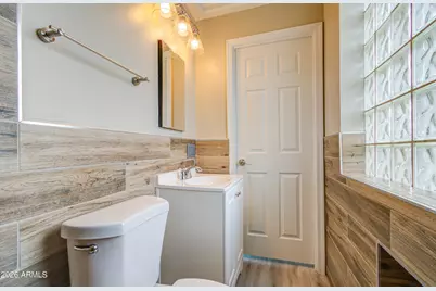 3245 N 43rd Avenue, Phoenix, AZ 85031 - Photo 25