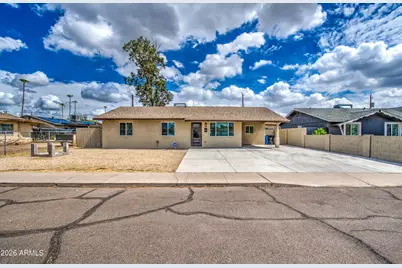 3245 N 43rd Avenue, Phoenix, AZ 85031 - Photo 1