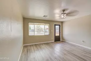3245 N 43rd Ave, Phoenix, AZ 85031 - Photo 7